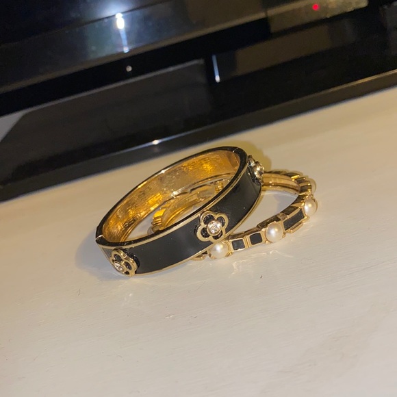 Jewelry - Bangle set